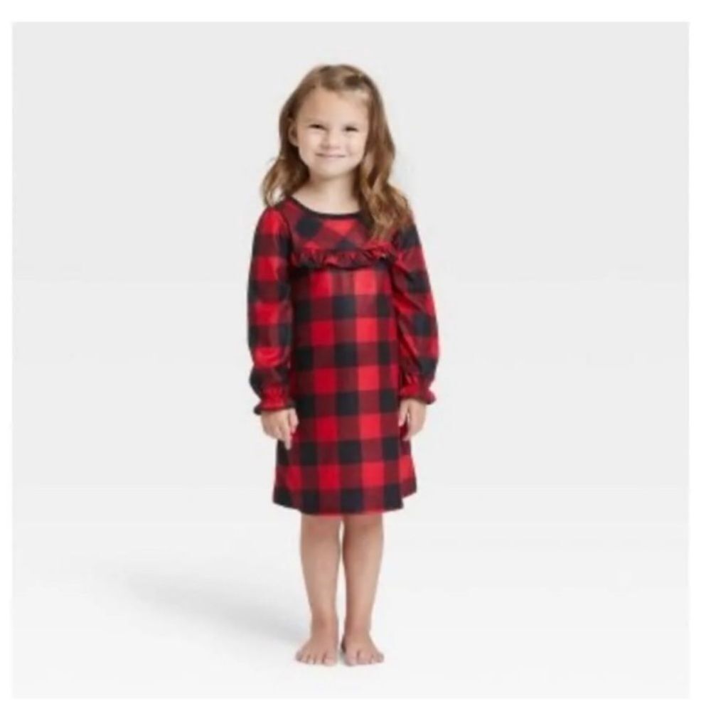 Christmas Pajamas Winter Buffalo Plaid Girls Nightgown Wondershop Target size 5